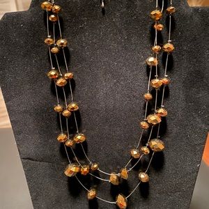 2/$8 mix and match jewelry items        Women’s necklace